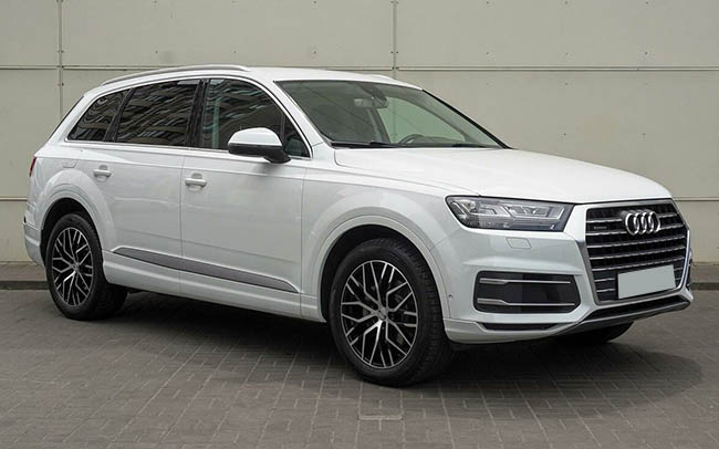 Аренда Audi Q7 на свадьбу Івано-Франківськ