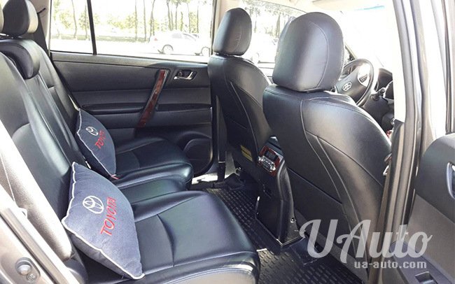 аренда авто Toyota Highlander в Киеве