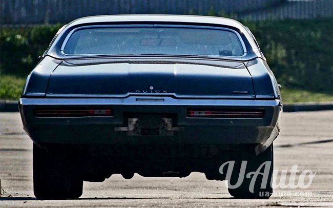 аренда авто Ретро Buick Skylark в Киеве