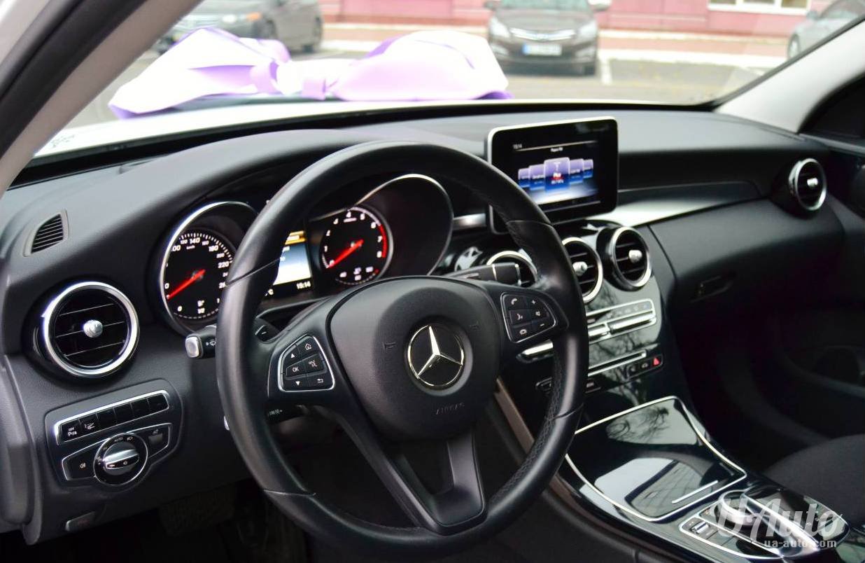 аренда авто Mercedes C-Class W205 в Киеве