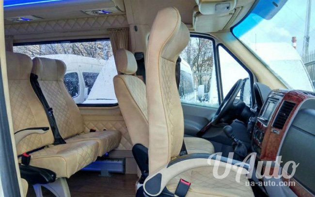 аренда авто Микроавтобус Volkswagen Crafter в Киеве
