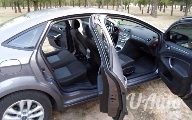 аренда авто Ford Mondeo в Киеве