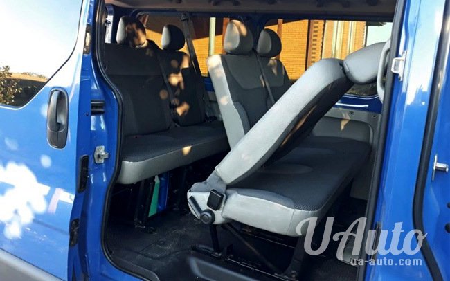 аренда авто Микроавтобус Opel Vivaro в Киеве