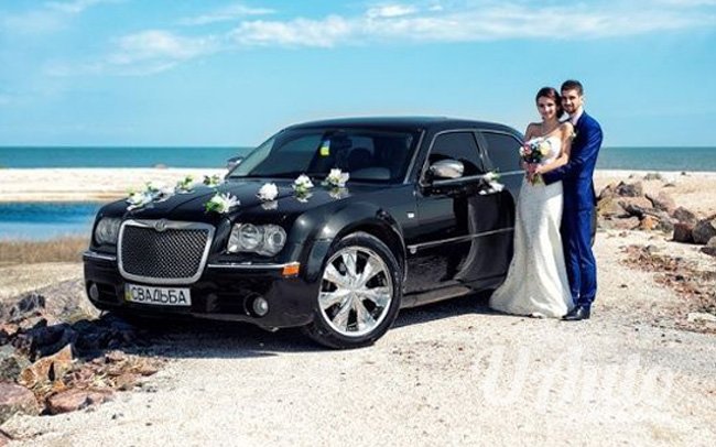 аренда авто Chrysler 300C в Киеве