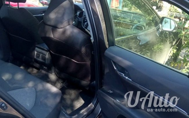 аренда авто Toyota Camry 70 в Киеве