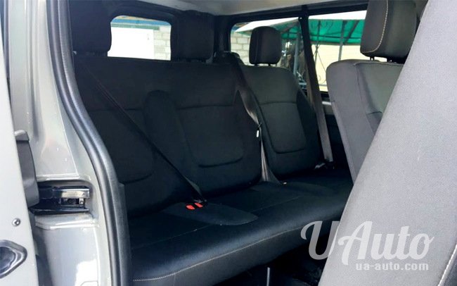 аренда авто Микроавтобус Renault Trafic New в Киеве