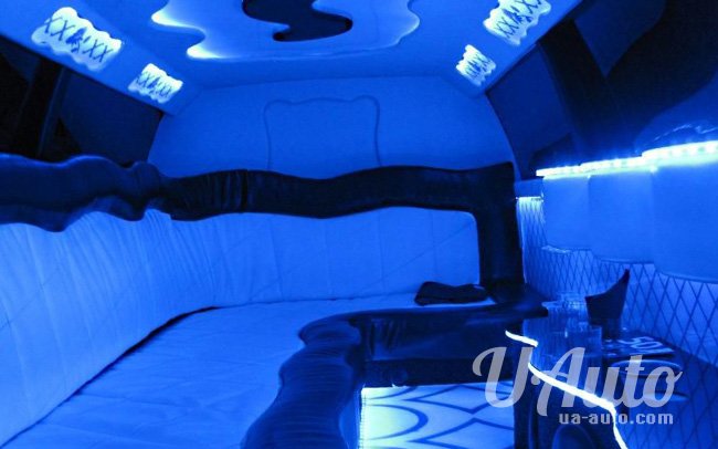 аренда авто Лимузин Mitsubishi Pajero Sport в Киеве