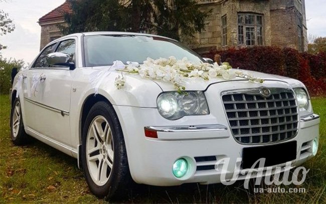 аренда авто Chrysler 300C в Киеве
