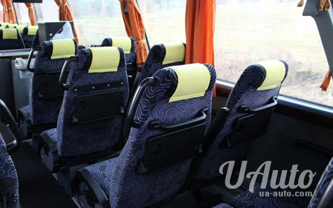 аренда авто Автобус Neoplan 55 мест в Киеве