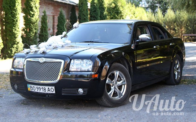 аренда авто Chrysler 300C в Киеве