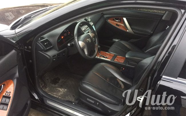 аренда авто Toyota Camry 40 в Киеве