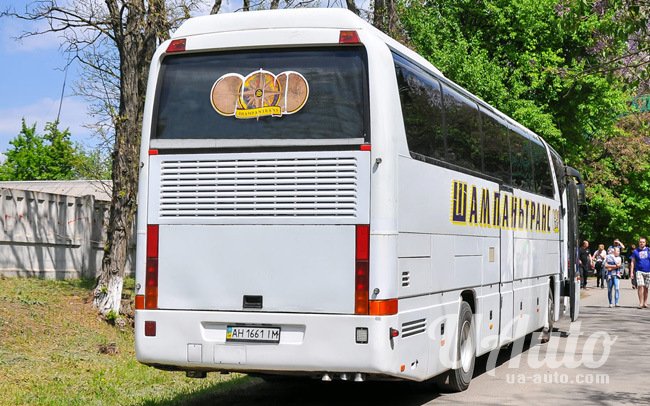 аренда авто Автобус Mercedes O 350 в Киеве