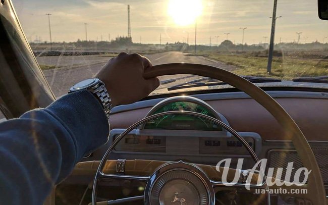 аренда авто Ретро ГАЗ 21 "Волга" в Киеве