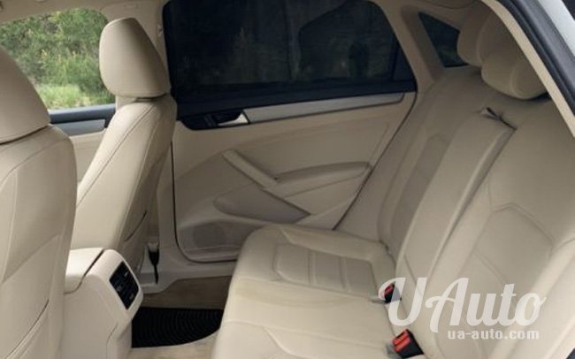 аренда авто Volkswagen Passat B7 в Киеве