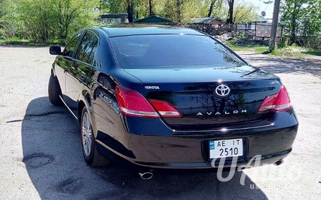 аренда авто Toyota Avalon в Киеве