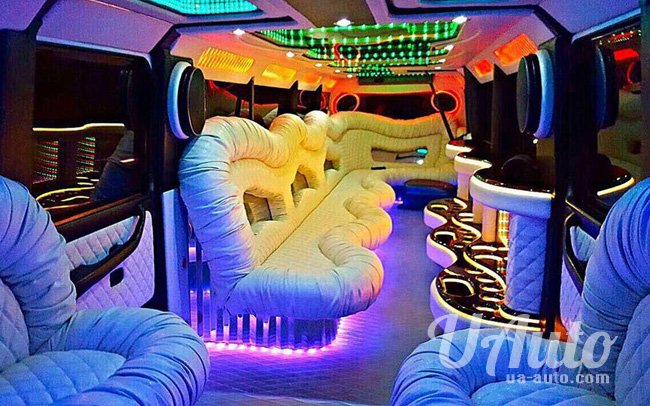 аренда авто Лимузин Mercedes G-Class в Киеве