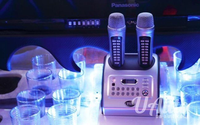 аренда авто Лимузин Ford F-650 в Киеве