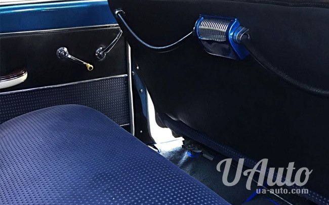 аренда авто Ретро ГАЗ 21 "Волга" в Киеве