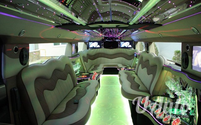 аренда авто Лимузин Hummer H2 в Киеве