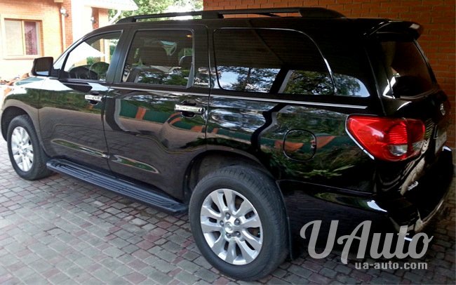 аренда авто Toyota Sequoia Platinum в Киеве