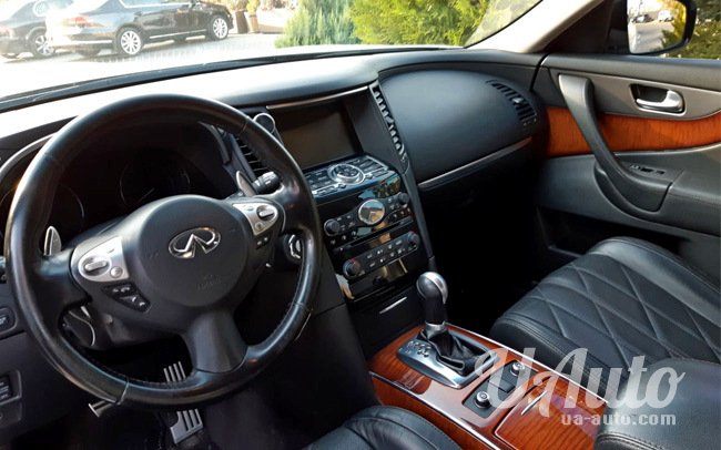 аренда авто Infiniti FX37 в Киеве