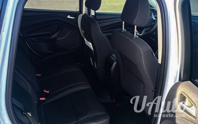 аренда авто Ford Kuga в Киеве