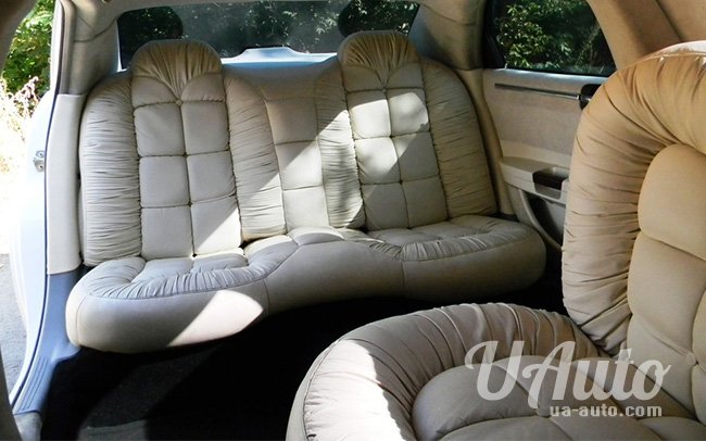 аренда авто Лимузин Chrysler 300C Exclusive в Киеве