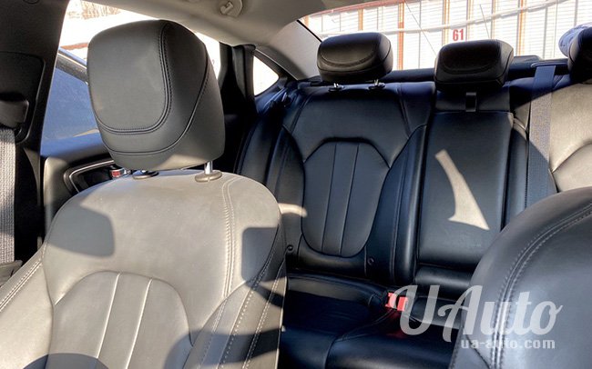 аренда авто Chrysler 200S в Киеве